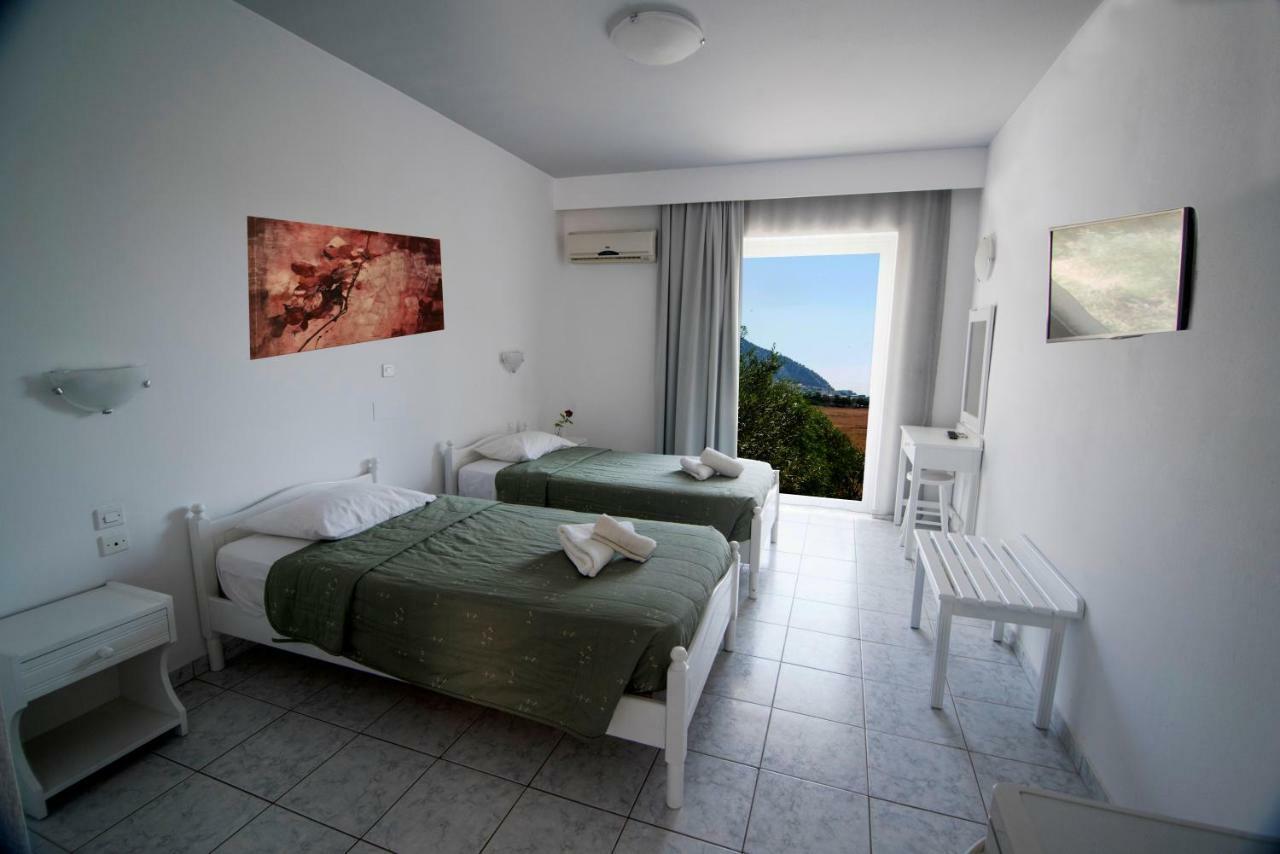 Evripides Village Kardamena  外观 照片
